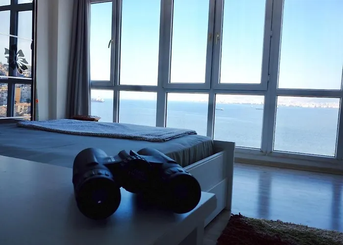 Windows On The Bay - * Izmir