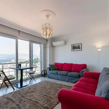 Windows On The Bay - *