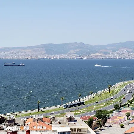 Windows On The Bay - Izmir