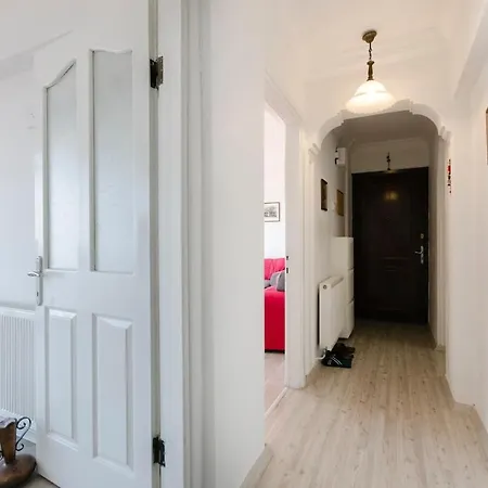 Windows On The Bay - * İzmir